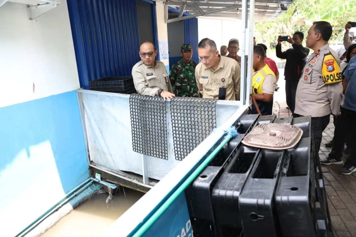 Satgas MBG Jember mengecek lokasi SPPG Sumbersari yang terdampak banjir dan tidak beroperasi