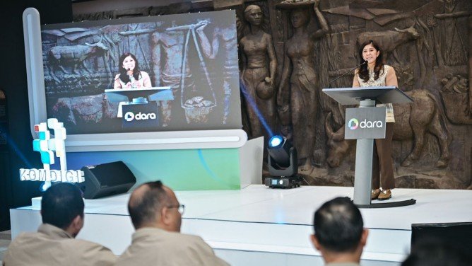 Menkomdigi Meutya Hafid saat memberikan Keynote Speech dalam Launching Digital Addiction Response Assistance (DARA) bersama dengan Gamers Anak di Sarinah, Jakarta Pusat, Jumat (27/02/2026).(Foto: Ahmad Tri Hawaari/Komdigi)